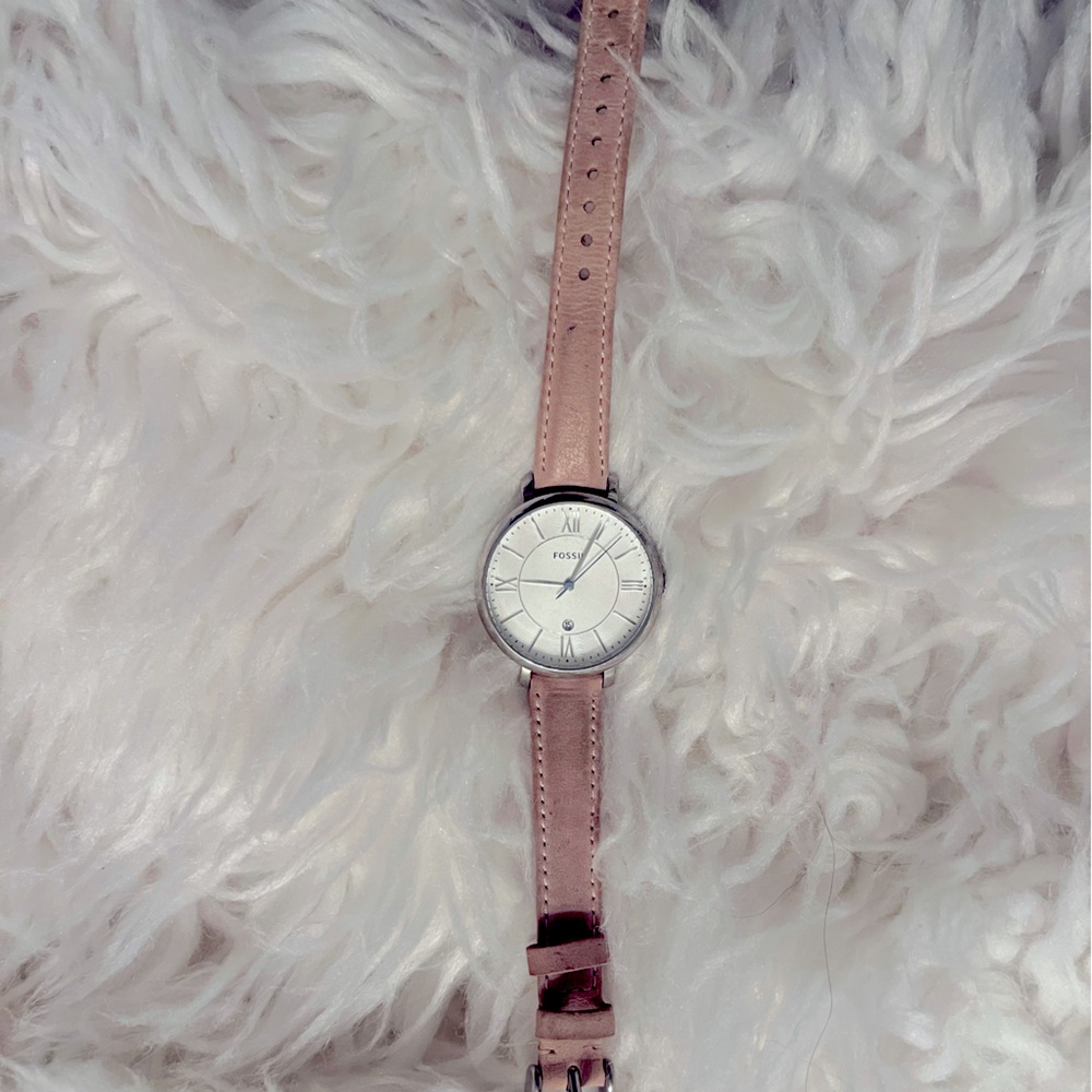 Jaqueline Three Hand Date Stainless Steel Fossil Watch with Rose Gold Band